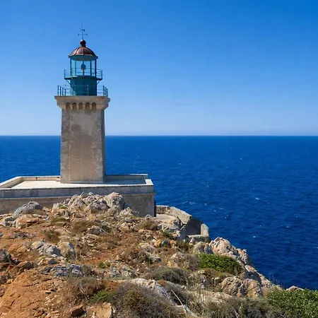 Limani Blue, Charming Steps From The Sea *