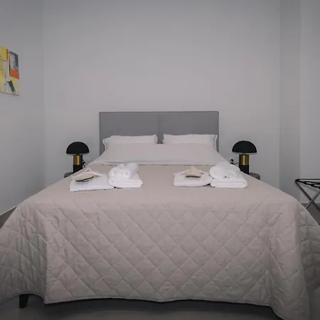 Apartment Limani Blue, Charming Steps From The Sea Gythio